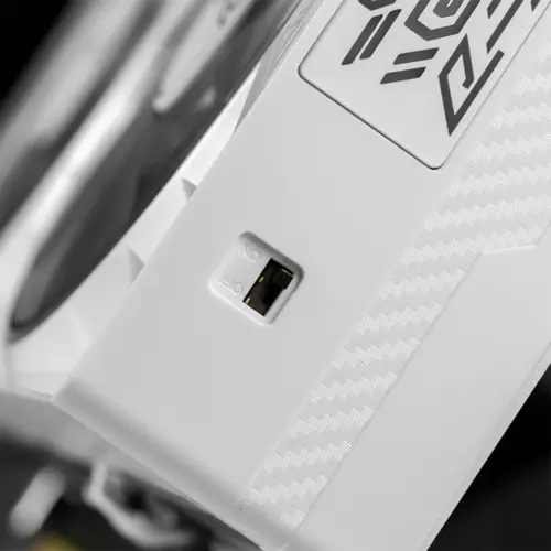 Placa de Vídeo Galax GeForce RTX 5070 1-Click OC White 12GB GDDR7 192 bits - 57NON7MDBSWH