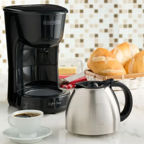Cafeteira Elétrica Black + Decker 600W 220V Preto/Inox - CM15-B2