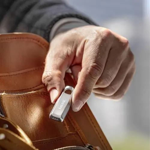 Pendrive Sandisk 128GB Ultra Luxe Tipo-C - SDCZ75-128G-G46