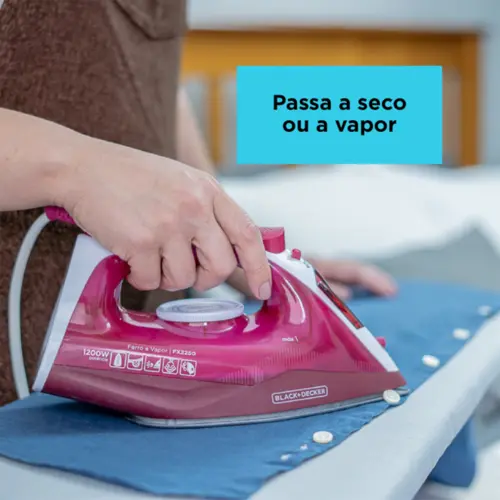 Ferro de Passar Roupa a Vapor Black + Decker Antiaderente 1200W 220V Rosa - FX2250-B2