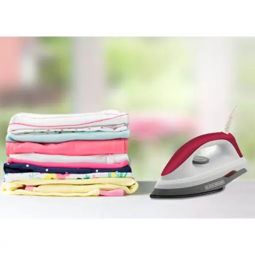 Ferro de Passar Roupa a Seco Black + Decker Daily Dry Antiaderente Cerâmica Gliss 220V 1000w Vermelho - F300-B2