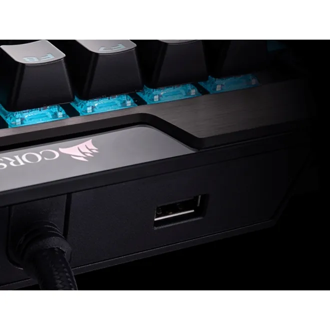 Teclado Gamer Corsair K70 RGB MK.2 Mecânico ABNT2 Switch Cherry MX
